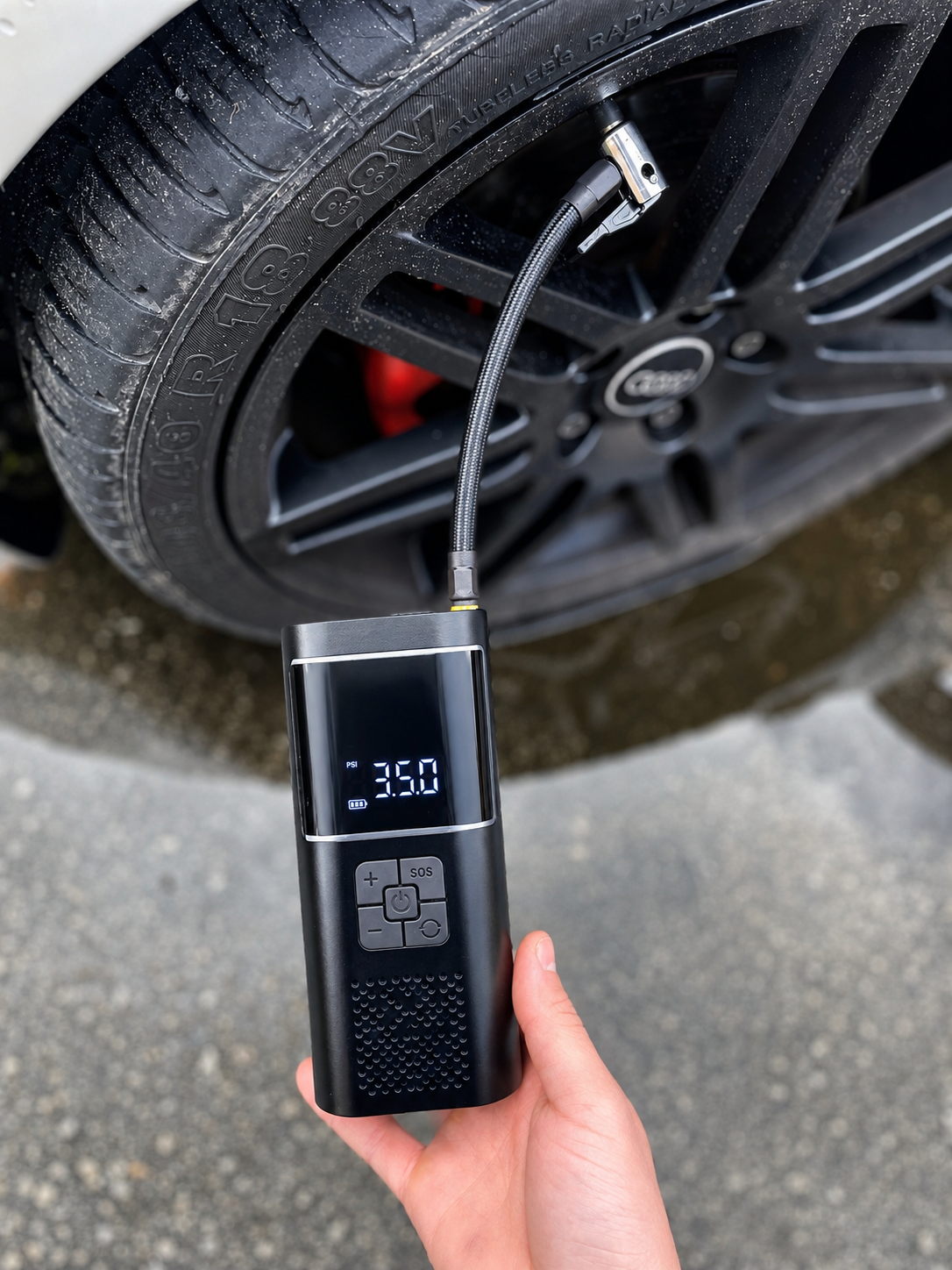 Portable pump with digital gauge
